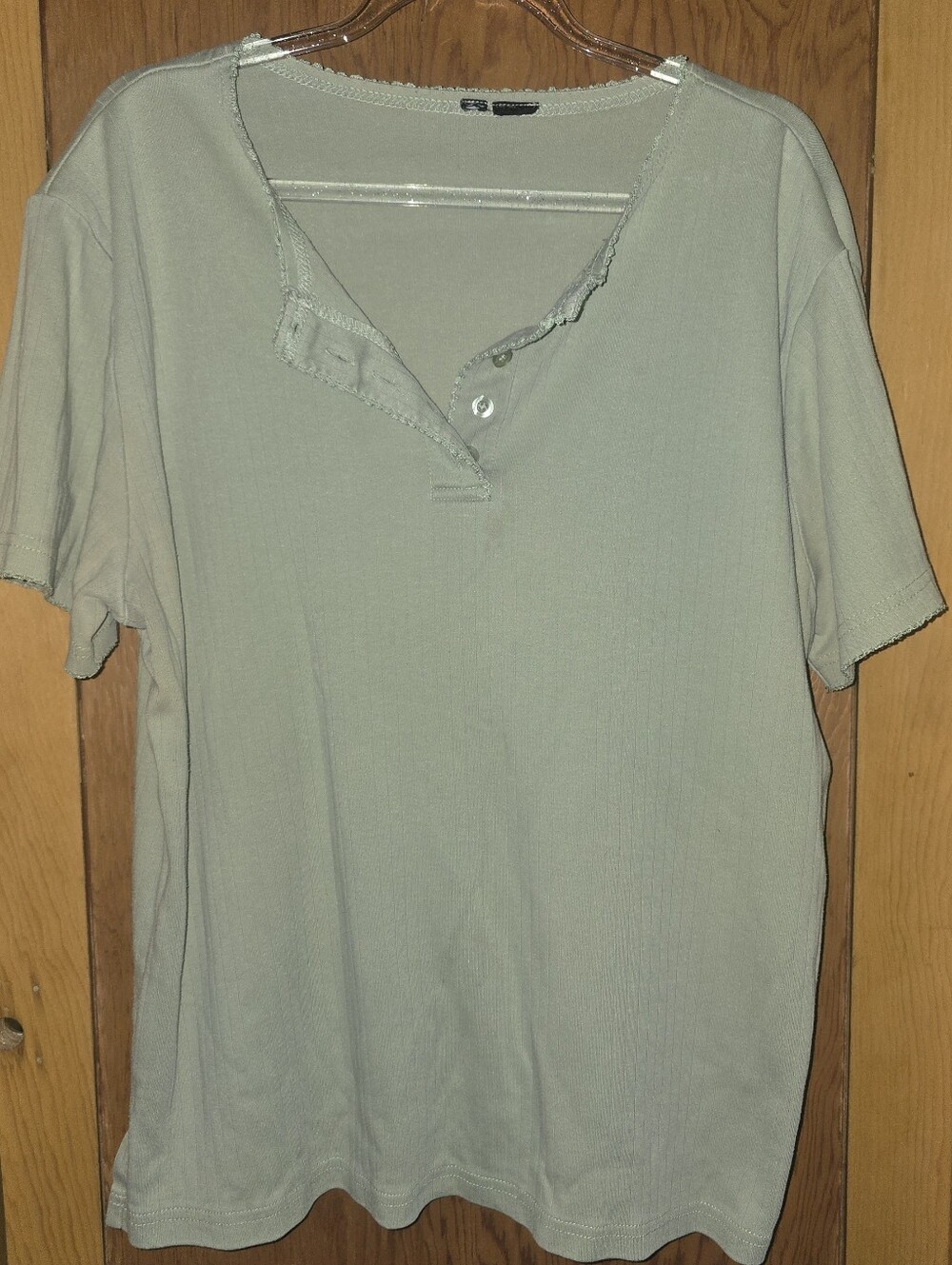 Vintage womens XL sage green ribbed button front tshirt
